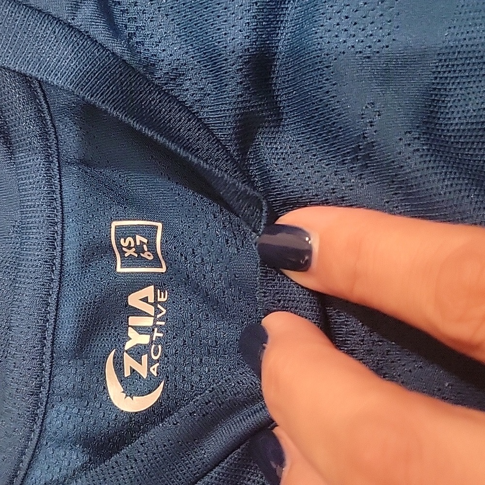 Active Shirt - Picture 3 of 3